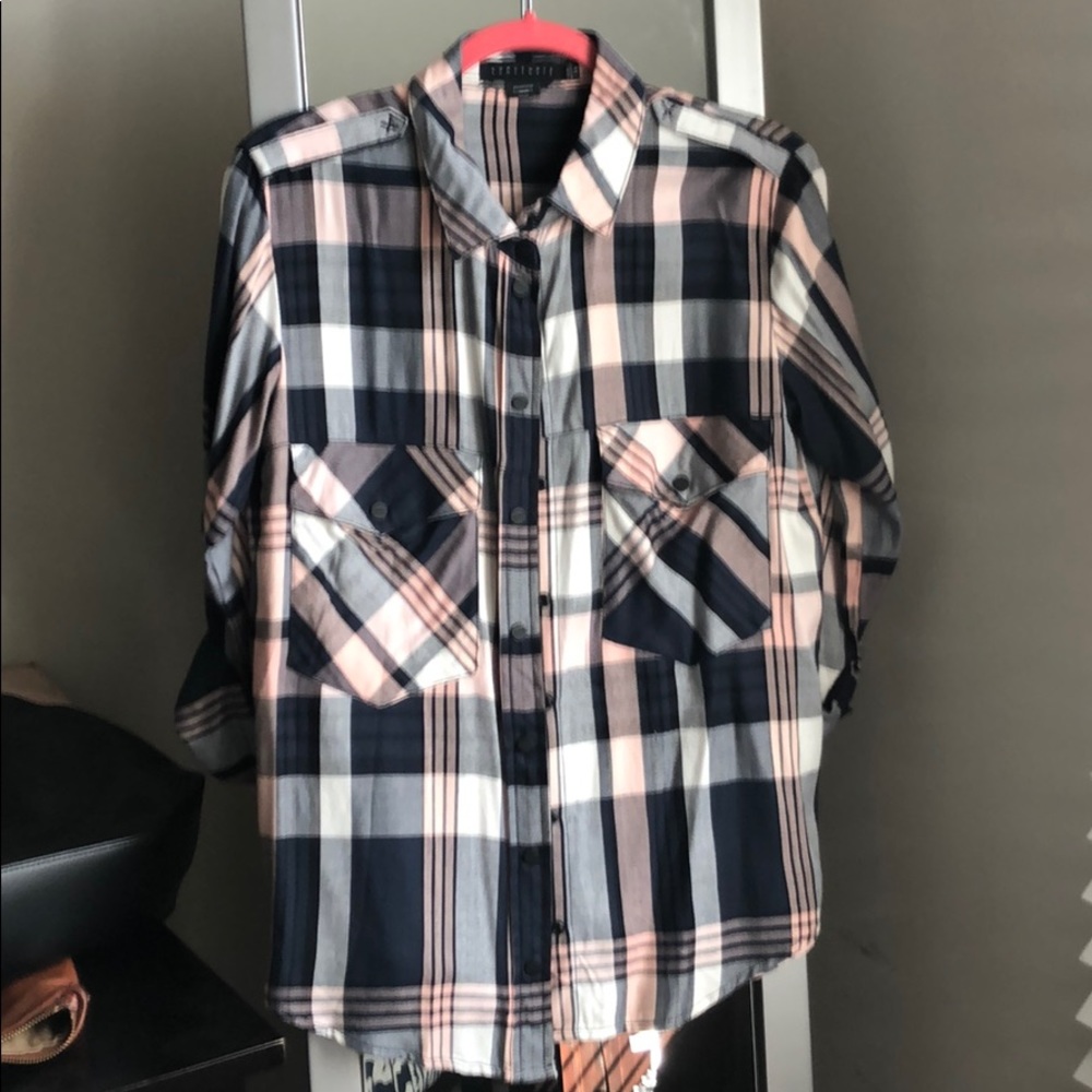 Plaid boyfriend shirt navy, pink and white